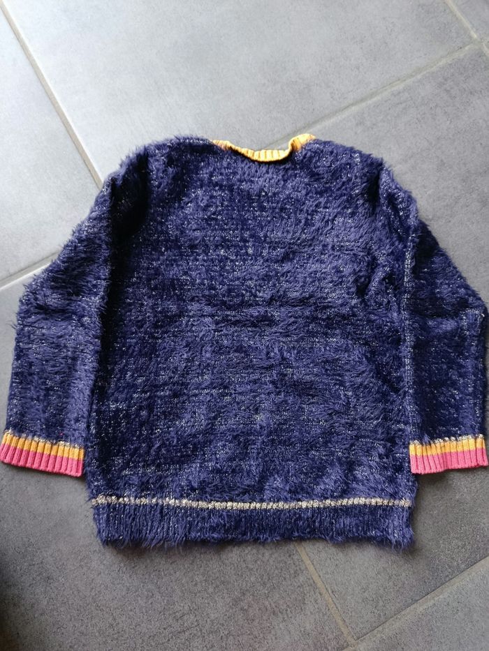 Pull fille 4 ans - photo numéro 2