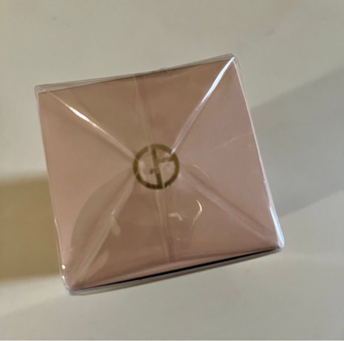 Si parfum armani, 50ml, neuf et sous nlister (valeur 142€) - photo numéro 2