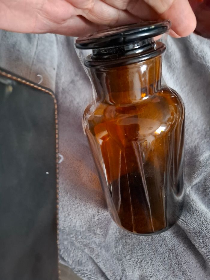 Vase avec bouchon - photo numéro 3