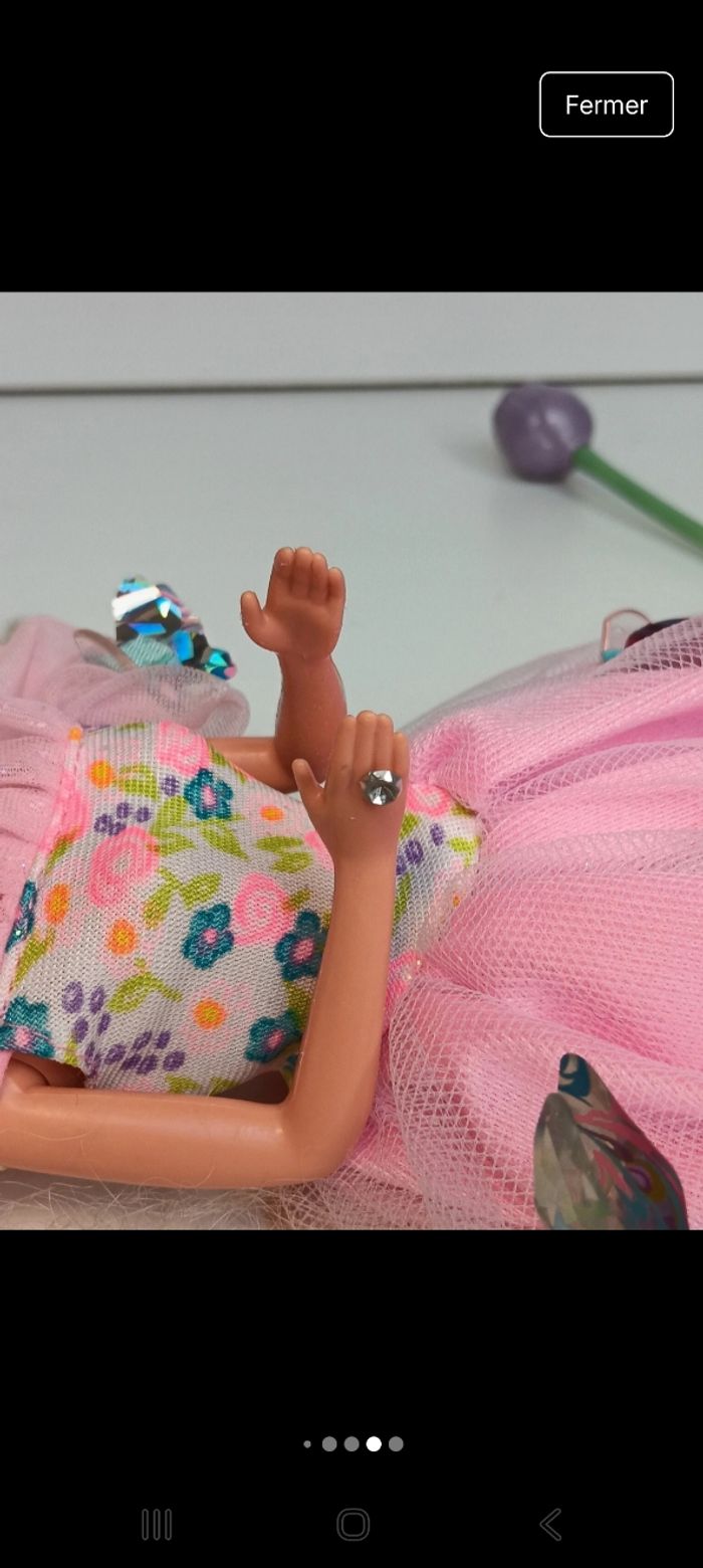 Poupée mattel barbie vintage Barbie butterfly princess blonde robe rose
Poupée et ensemble compri - photo numéro 9