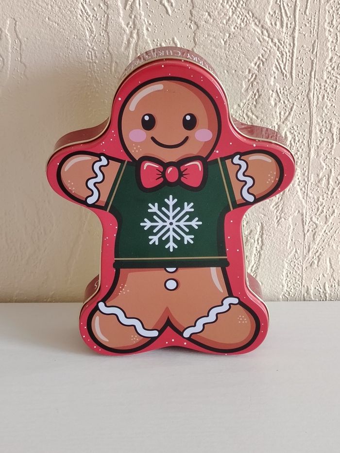 Boîte pin d'épice en métal