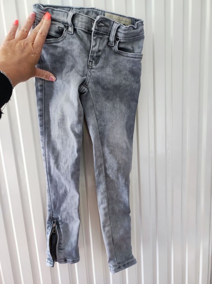 Jeans Diesel 6 ans - photo numéro 2