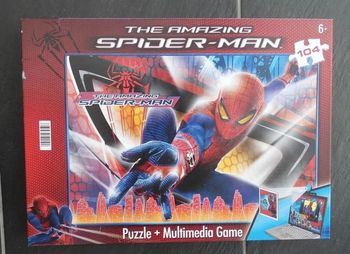 Joli puzzle Spiderman 104 pièces neuf