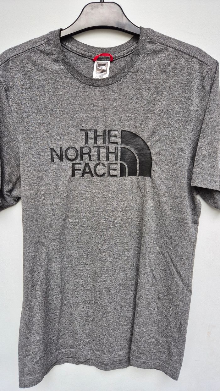 Tee shirt the north face