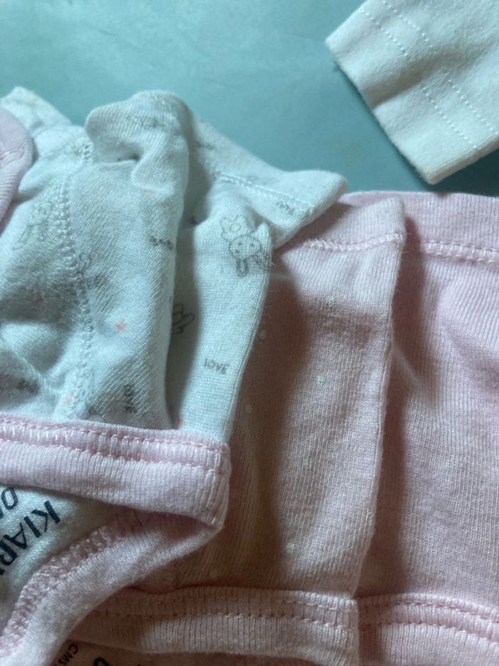 Lot de 14 bodys naissance+pyjama+bonnet+gilet - photo numéro 9