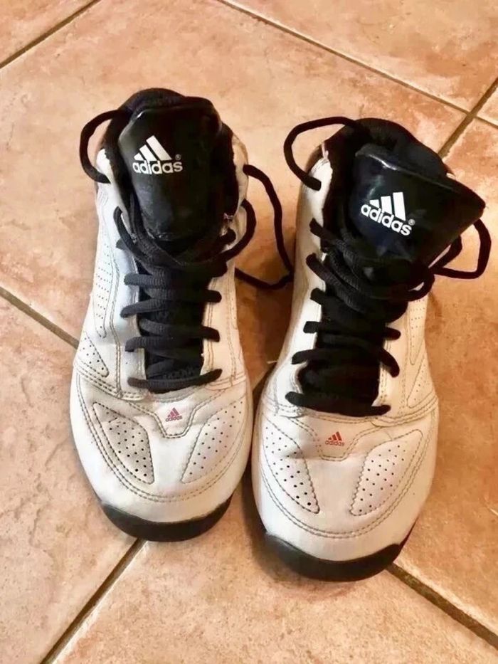 Basket Adidas P36 en tbe à 10 euros - photo numéro 2