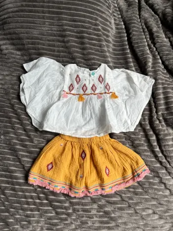 Ensemble jupe et blouse