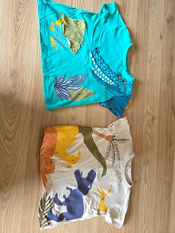 LOT 2 TEE SHIRT DPAM - 24 mois - motifs dinosaures et crocodile