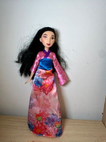 Poupée mulan Disney