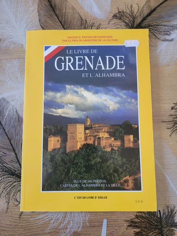 Le Livre De Grenade Et L'alhambra Aurelio Cid