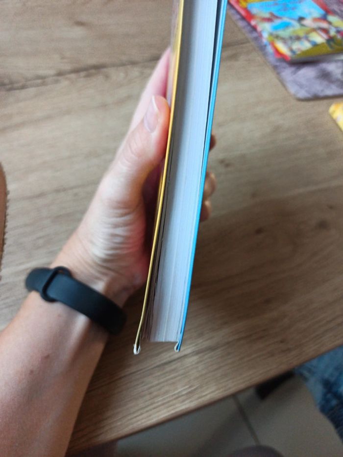 Livre bibliothèque rose witch - photo numéro 3