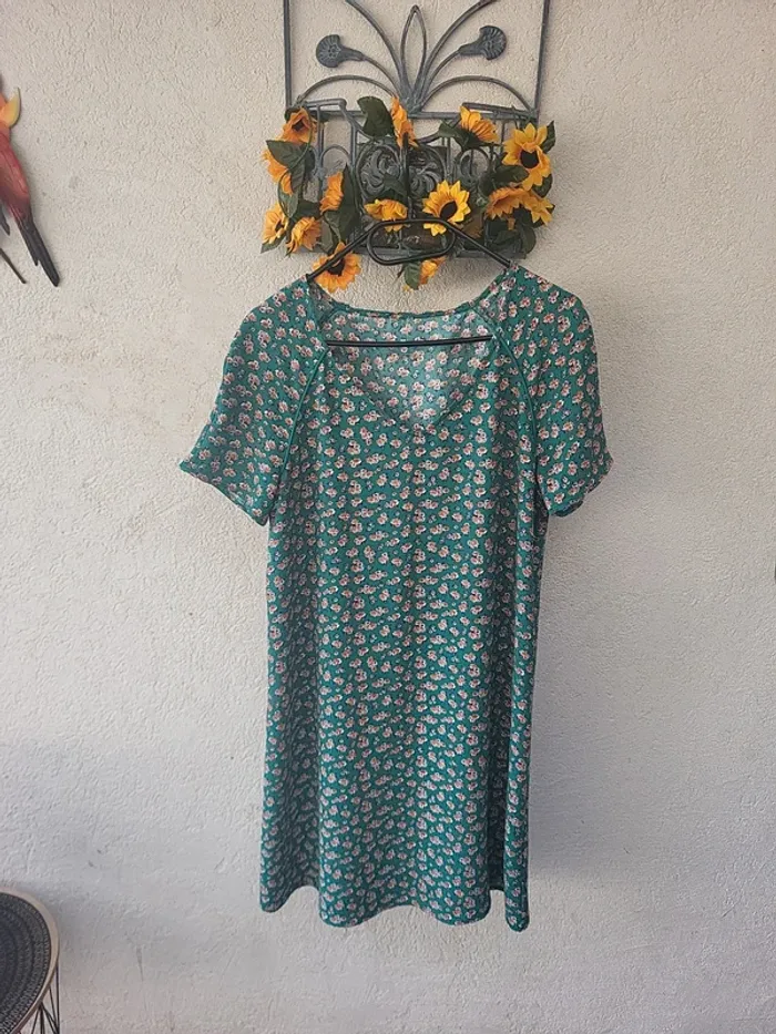 Robe neuve.