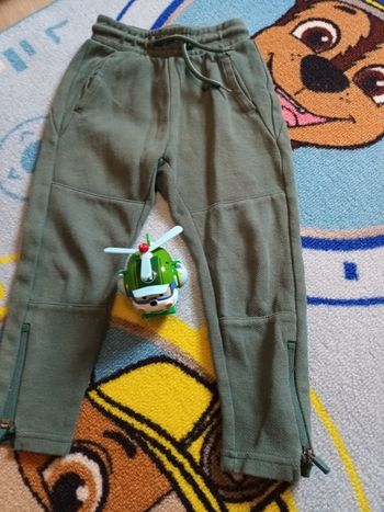 Pantalon kiabi vert