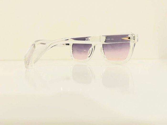 Lunette de soleil transparente mixte verres violet dégradés uvprotection taille moyenne - photo numéro 4
