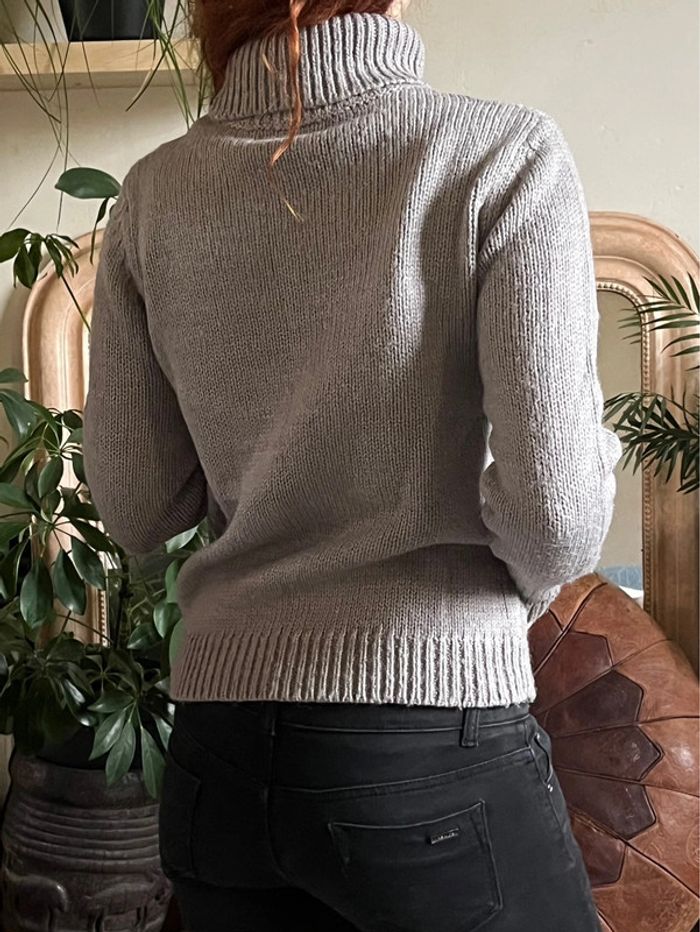 Pull d’hiver col roulé en maille avec motifs - gris clair - photo numéro 10