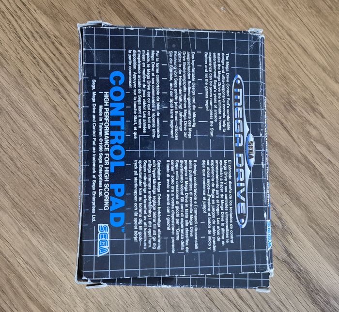 Manette officielle SEGA Megadrive - Control Pad - En boite - Bouton Rouge - photo numéro 3