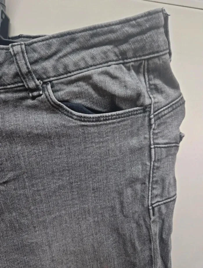 Jeans femmes (36) - photo numéro 4