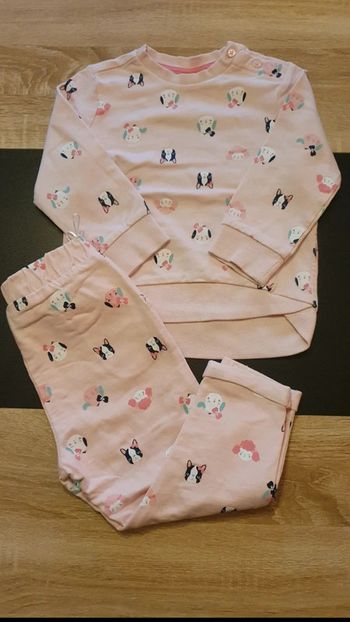Ensemble pull et pantalon 92 cm