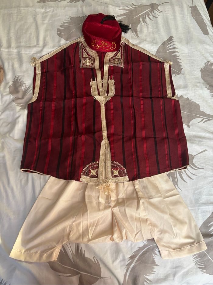 Tenue de fête traditionnelle garçon neuve - photo numéro 4