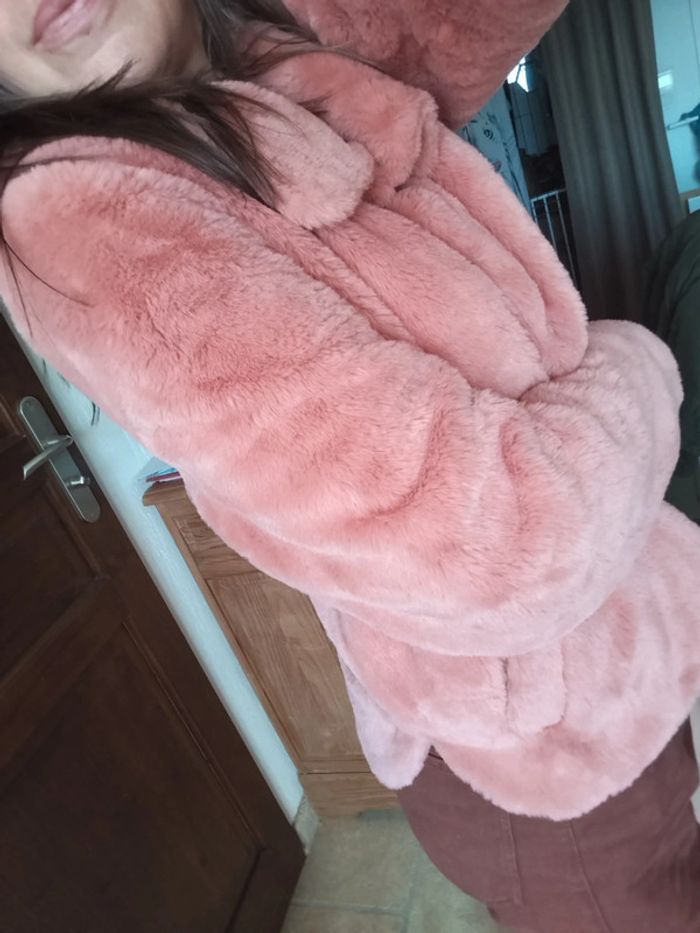 Veste moumoute rose