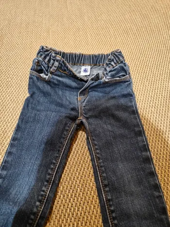 Jeans petit bateau taille 24 mois