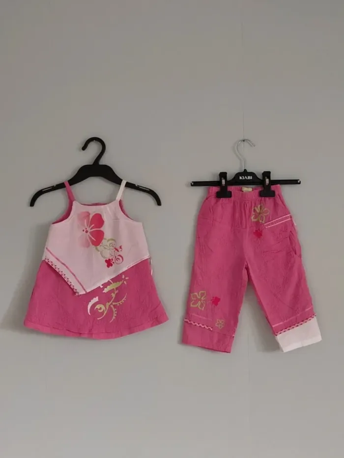 Ensemble de petite fille