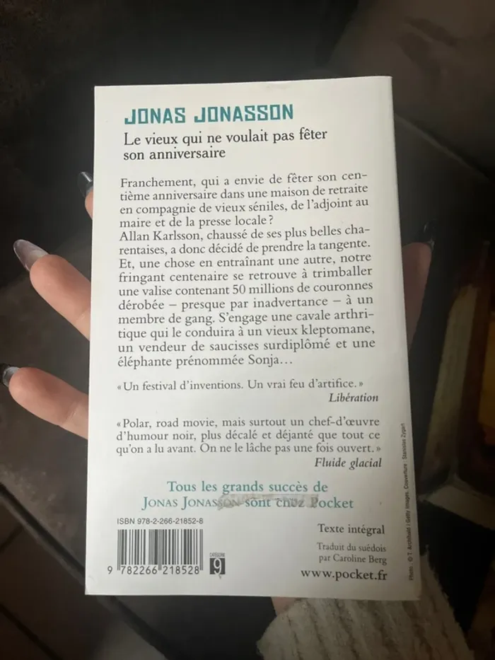Le vieux qui ne voulait pas fêter son anniversaire - photo numéro 2