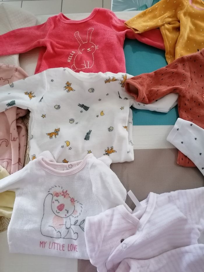 Lot pyjamas - photo numéro 3