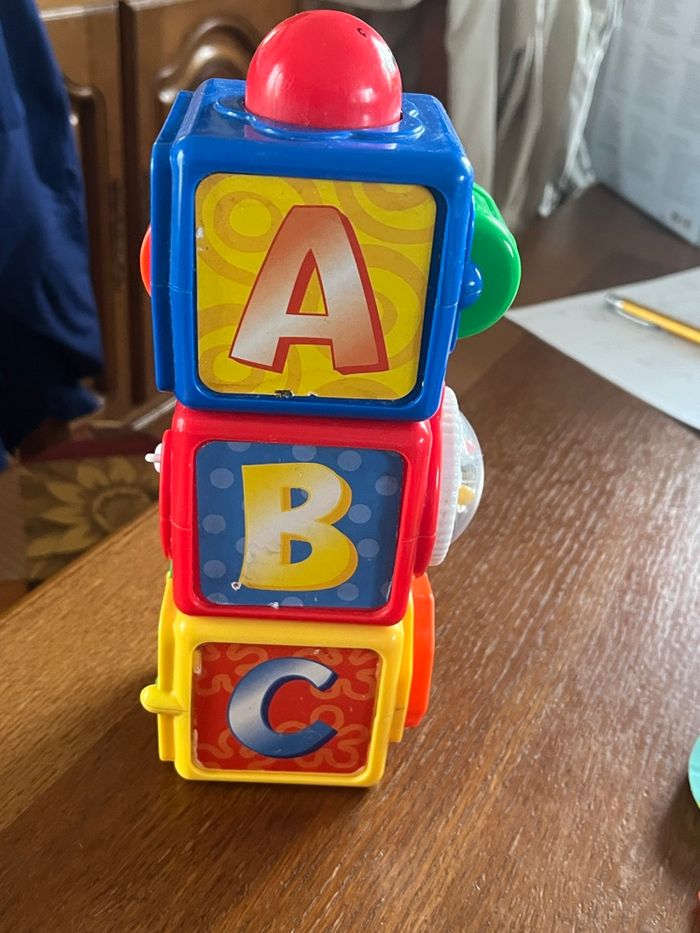 Lot jouet 1er âge - photo numéro 2