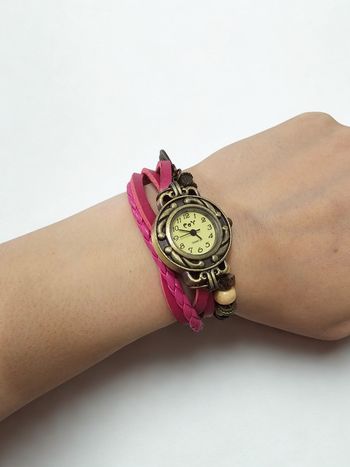 Montre bracelet vintage rose – style bohème / rétro