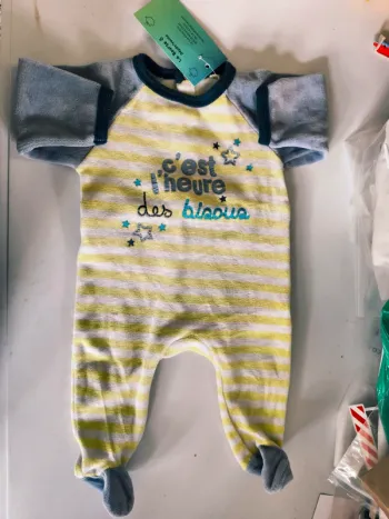 311631 pyjama bleu blanc/jaune rayé garçon 1 mois Pat et ripaton