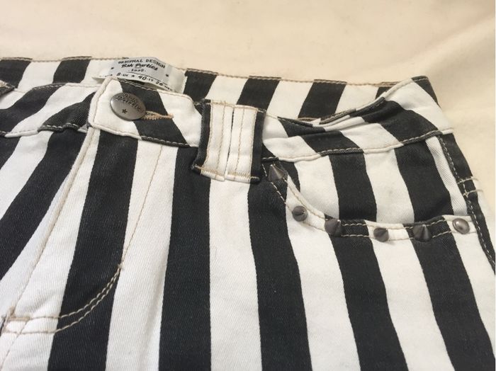 Short jean bershka S - photo numéro 2