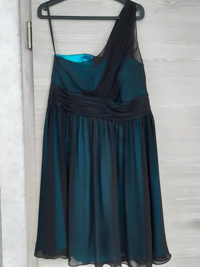 Robe de cocktail taille 42 - photo numéro 3