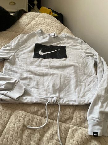 Pull Nike, bleu ciel taille S