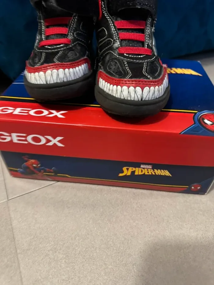 Baskets geox lumière 27 - photo numéro 6
