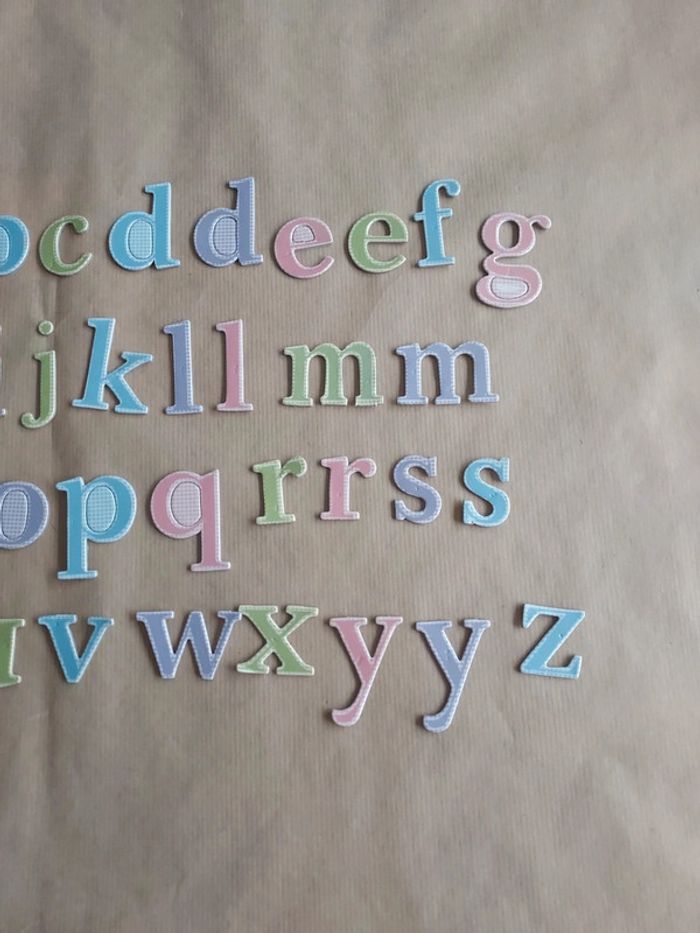 Alphabet multicolore pour scrapbooking - photo numéro 3