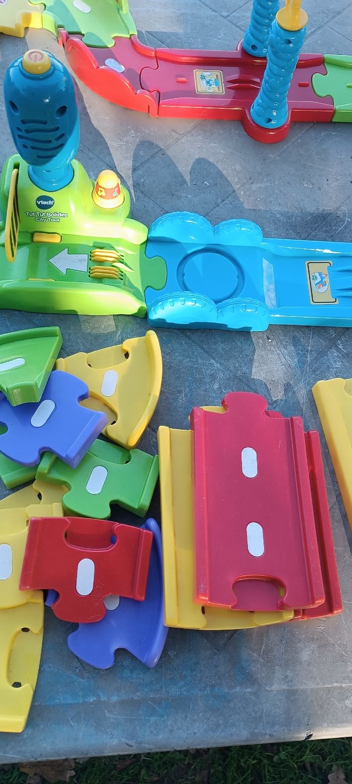 Circuit city tour tut tut bolide - photo numéro 9