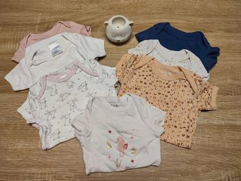 Lot 7 bodies manches courtes 🌸