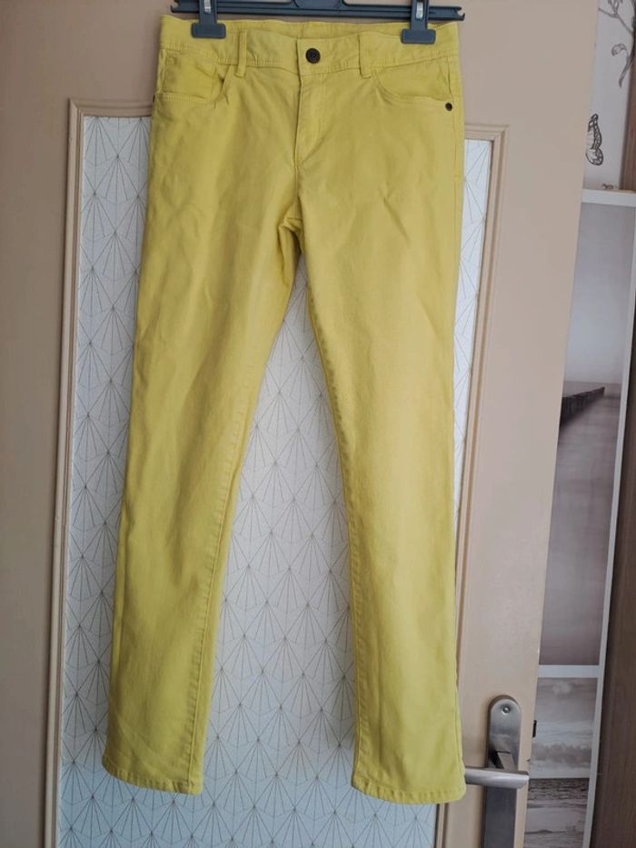 Lot de 2 pantalons fille la redoute 14 ans légers fonds de tâches à peine visible - photo numéro 2