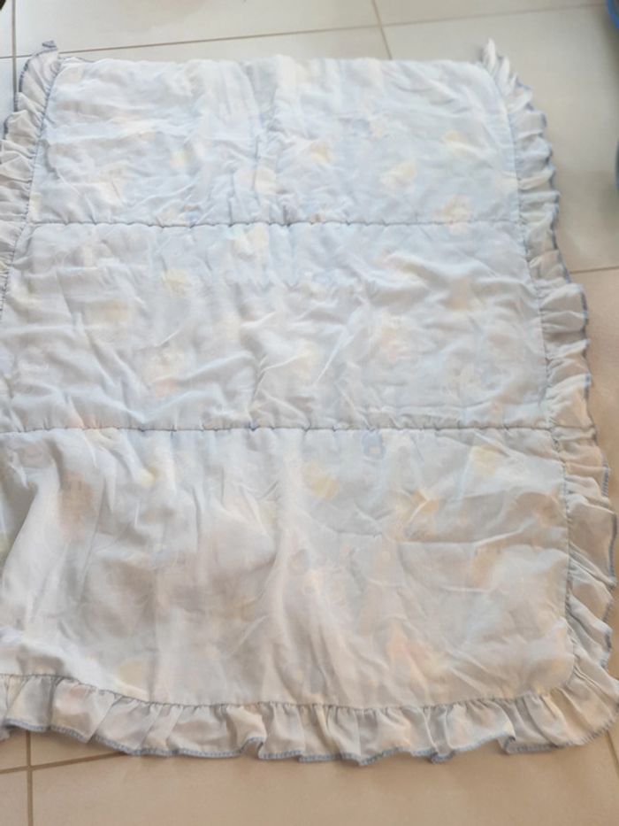 Couette lit barreau bebe leger 110 x 70 bleu avec images couvre lit