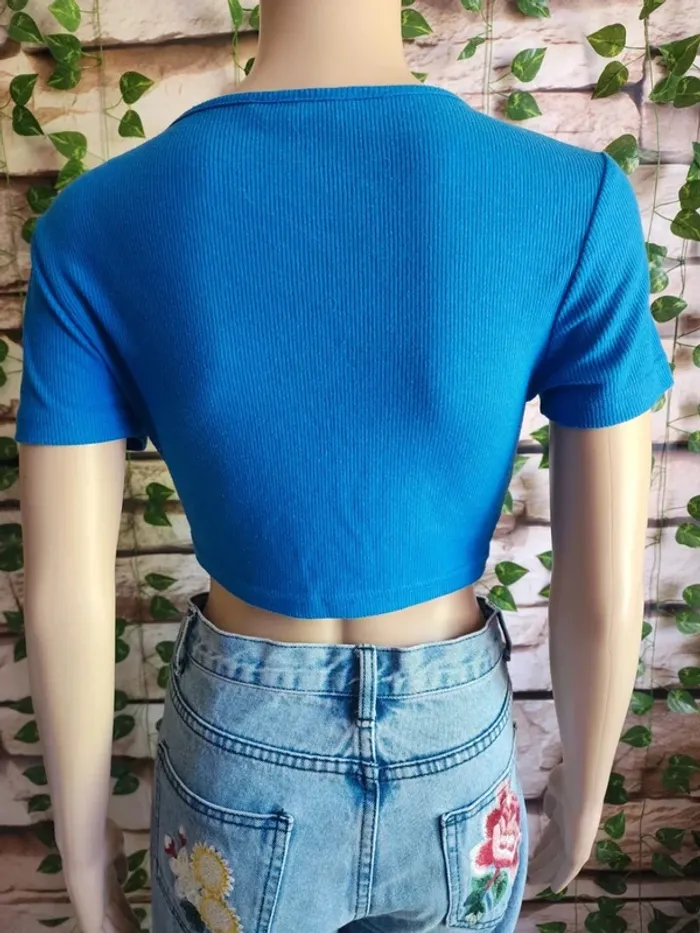 🌸T-shirt MC cropped Bleu Shein Taille 36🌸 - photo numéro 4