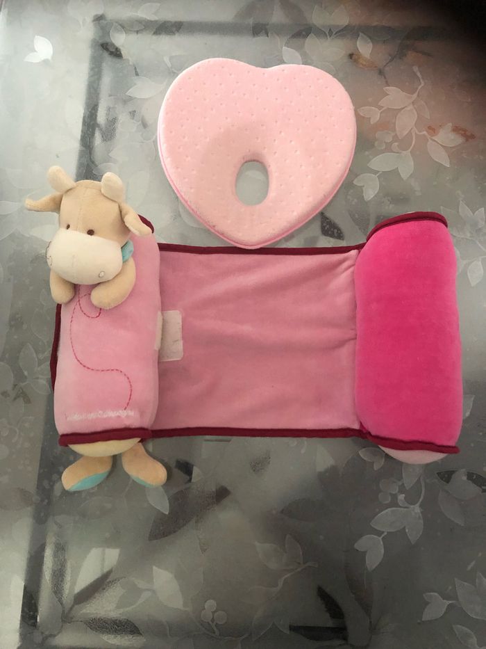 Cale bébé et coussin