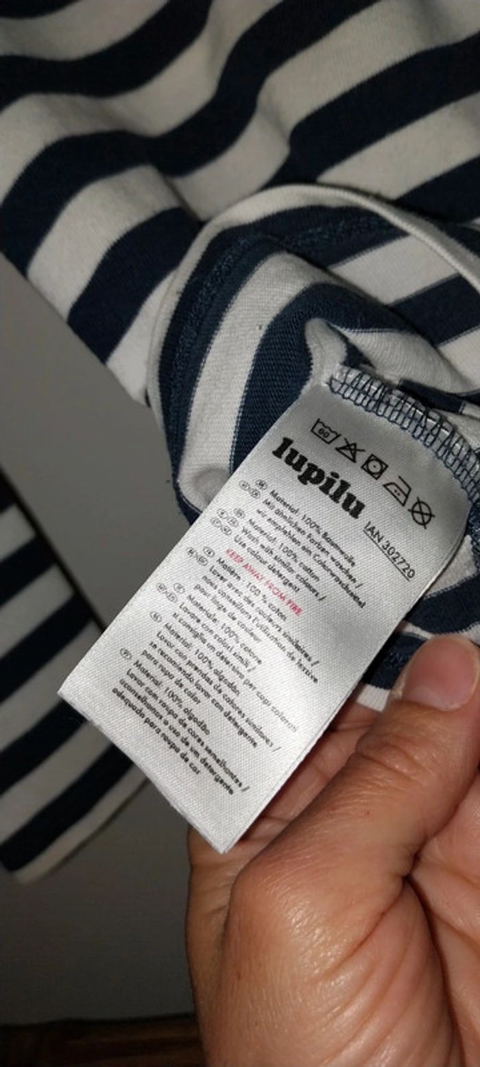 T-shirt/ Top mariniere manches longues by Lupilu excellent état 12/24 mois - photo numéro 8