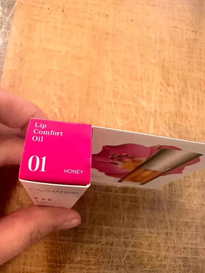 Huile à lèvre honey clarins - photo numéro 2