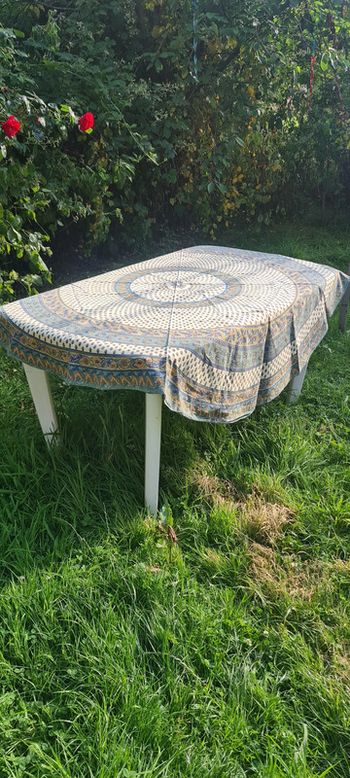 Nappe ronde vintage "Olives de Provence"