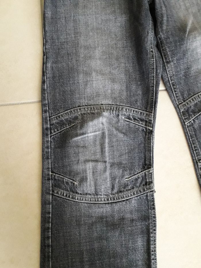 Jeans stone - 10 ans - photo numéro 5