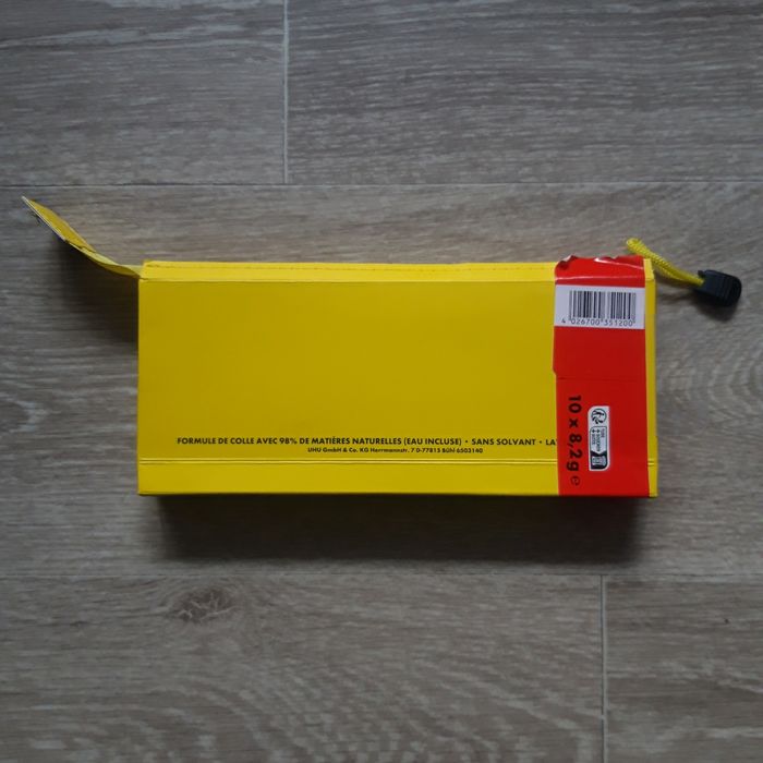 Lot de 10 tubes de colle Super Mario Uhu Stic NEUF - photo numéro 2