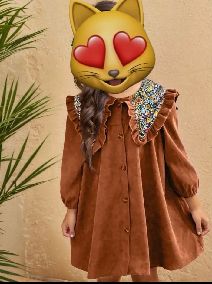 Magnifique robe en velours fille 5 ans - photo numéro 5