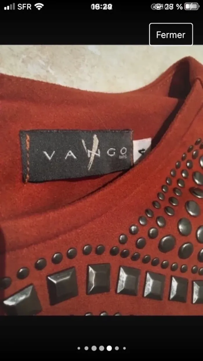 Superbe pull en 40 tout doux en excellent état de chez Vango - photo numéro 5