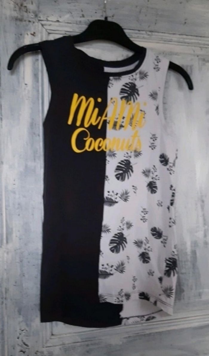 Tee-shirt sans manches